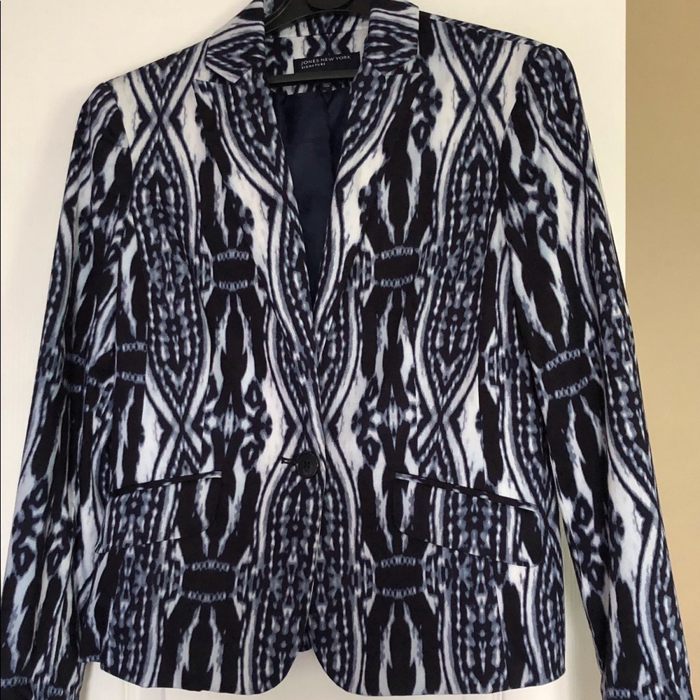 JONES NEW YORK soft cotton blazer, like new! 💋